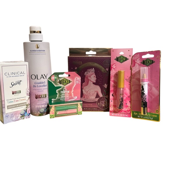 OLAY Wickedly Wonderful & Wicked-Themed Glinda Beauty Set (NEW) 💗